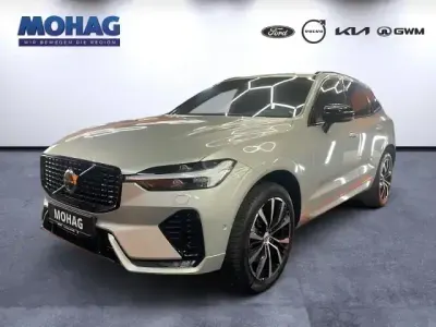 Gebraucht Volvo XC60 Plus 197 PS (144 kW) 2024 Silber SUV
