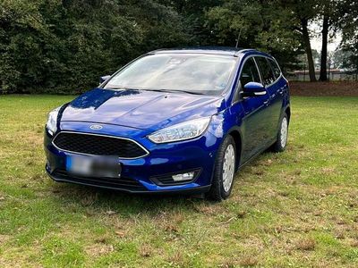 Gebraucht Ford Focus 104 PS (76 kW) 2016 Blau Kombi