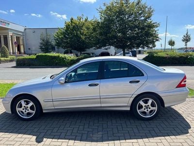 Mercedes C200