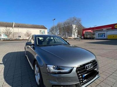 Grau Gebraucht 2015 Audi A4 Ambiente Kombi | 14.950 € (Fairer Preis)
