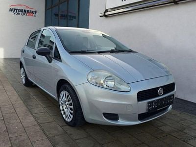 Gebraucht Fiat Grande Punto 69 PS (50 kW) 2012 Silber Kleinwagen