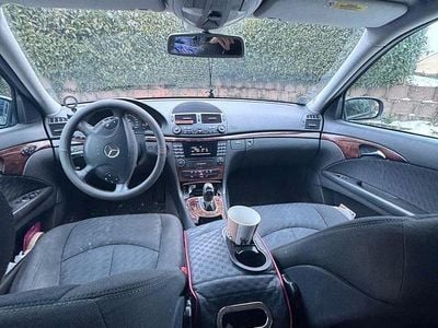 Gebraucht Mercedes E220 Classic 150 PS (110 kW) 2003 Kombi