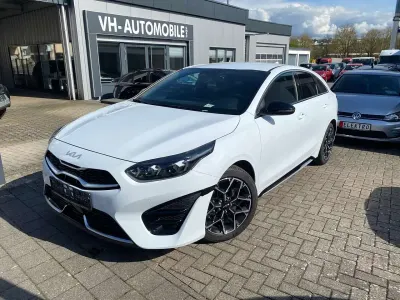 Gebraucht Kia ProCeed GT-Line 140 PS (102 kW) 2025 Carraraweiß Coupé