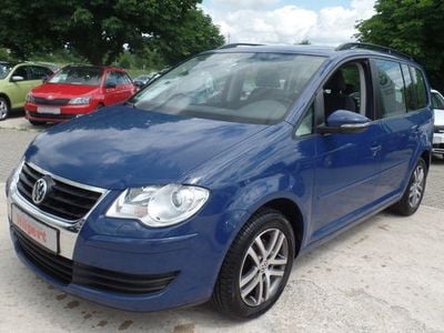 Usata VW Touran Trendline 105 CV (77 kW) 2010 Blu Monovolume