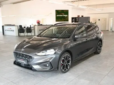 Gebraucht Ford Focus ST-Line X 155 PS (114 kW) 2022 Grau Kombi