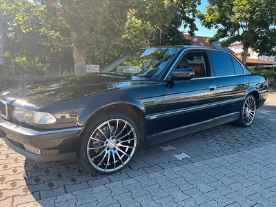 BMW 735