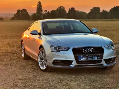 Gebraucht Audi A5 170 PS (125 kW) 2011 Silber Coupé