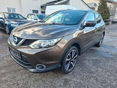 Gebraucht Nissan Qashqai Tekna 116 PS (85 kW) 2017 Braun SUV