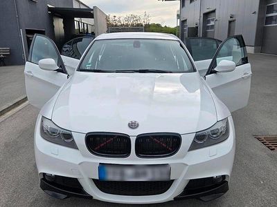 Gebraucht BMW 318 M Sport 143 PS (105 kW) 2011 Weiß Limousine