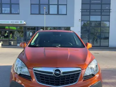 Usata Opel Mokka Selection 116 CV (85 kW) 2013 Arancione SUV