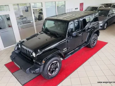 Gebraucht Jeep Wrangler Unlimited Sahara 200 PS (147 kW) 2016 Schwarz SUV