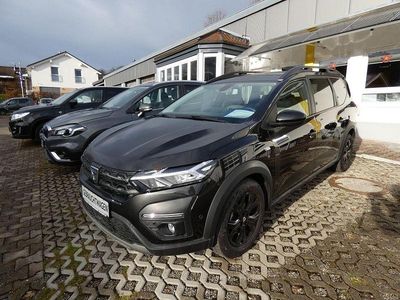 Gebraucht Dacia Jogger Extreme 110 PS (80 kW) 2022 Perlmutt schwarz / kupfer Van / Kleinbus