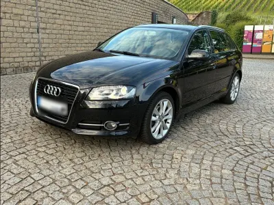 Gebraucht Audi A3 Sportback Sport 102 PS (75 kW) 2010 Schwarz Kleinwagen