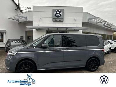 Second-hand VW Multivan Style 150 CP (110 kW) 2025 Gri Monovolum
