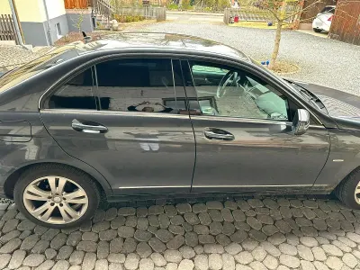 Gebraucht Mercedes 200 184 PS (135 kW) 2008 Andere farben Limousine