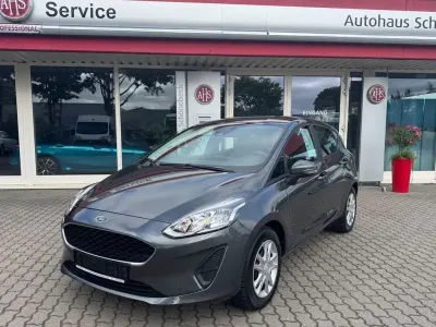 Gebraucht Ford Fiesta Cool & Connect 95 PS (69 kW) 2021 Grau Kleinwagen