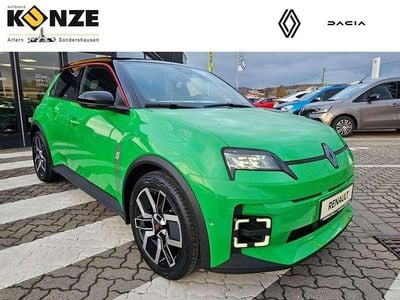 Pop green!, black pearlschwar Gebraucht 2025 Renault 5 E-Tech Komfort Limousine | 30.790 € (Guter Preis)