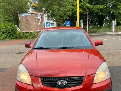 Gebraucht Kia Rio 110 PS (80 kW) 2005 Rot Kleinwagen