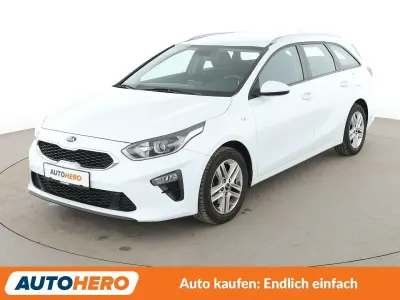 Używany Kia Ceed Edition 7 120 KM (88 kW) 2019 Biały Hatchback