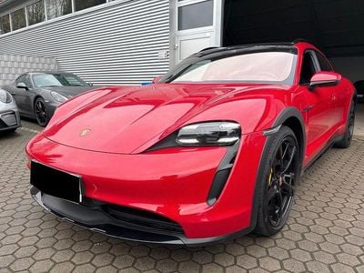 Rot Gebraucht 2021 Porsche Taycan Cross Turismo Limousine | 59.800 € (Etwas zu teuer)