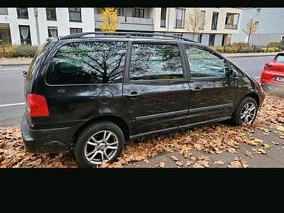 VW Sharan