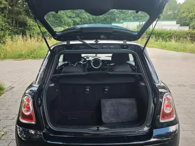 Gebraucht Mini Cooper D 118 PS (86 kW) 2011 Schwarz Kleinwagen