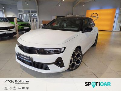 Neu Opel Astra 136 PS (100 kW) 2025 Lack weiss banquise/typ aussenverkleidung spiegel flach standard Limousine