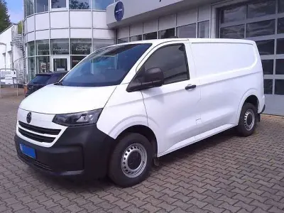 Gebraucht VW T7 110 PS (80 kW) 2025 Clear white Van
