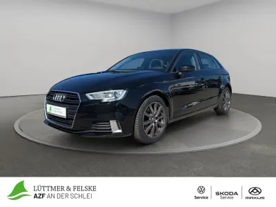 Gebraucht Audi A3 Sport 150 PS (110 kW) 2018 Mythosschwarz metallic Limousine