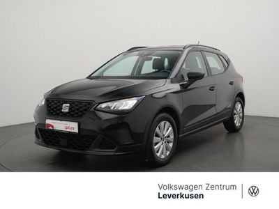 Gebraucht Seat Arona Reference 95 PS (69 kW) 2023 Schwarz / midnightblack (metallic) SUV