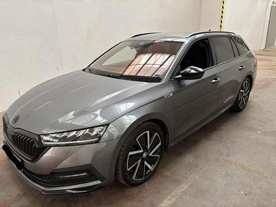 Gebraucht Skoda Octavia SportLine 150 PS (110 kW) 2021 Grau Kombi