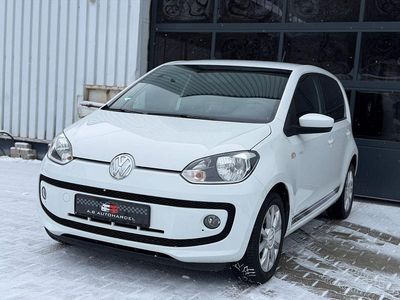 Weiß Gebraucht 2016 VW up! CLUB Kleinwagen | 6.690 € (Fairer Preis)