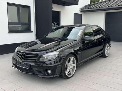 Schwarz Gebraucht 2011 Mercedes C63 AMG AMG Limousine | 29.999 € (Teuer)