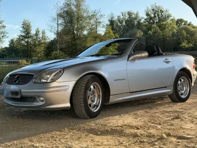 Gebraucht Mercedes SLK200 163 PS (119 kW) 2000 Silber Cabrio