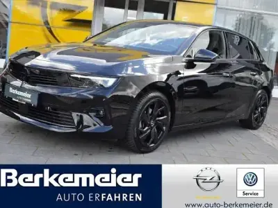 Używany Opel Astra GS Line 131 KM (96 kW) 2022 Czarny Sedan/Limuzyna