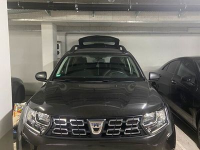 gebraucht Dacia Duster 2 aus Ersten Hand Tiefgaragen Wagen