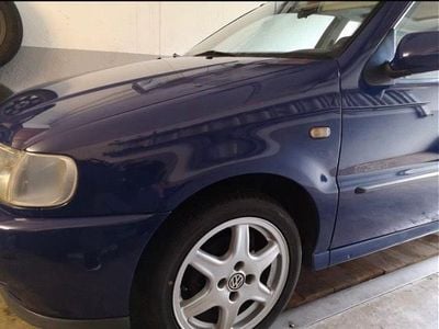 Brugt VW Polo 50 HK (36 kW) 1998 Blå Hatchback