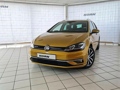 Gebraucht VW Golf VII Join 131 PS (96 kW) 2018 Kurkumagelb metallic Kombi