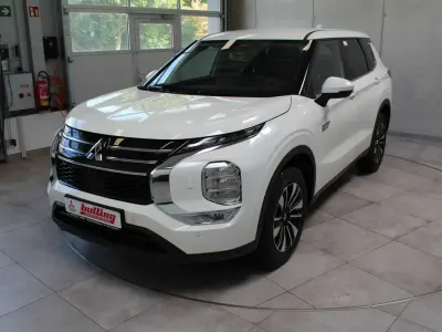 Neu Mitsubishi Outlander P-HEV Diamant Edition 306 PS (225 kW) 2026 Weiß SUV