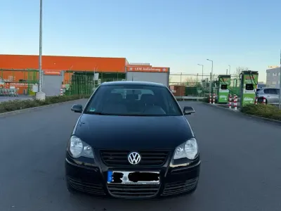 Gebraucht VW Polo 60 PS (44 kW) 2009 Schwarz Kleinwagen