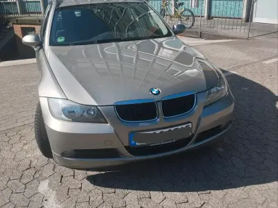 Gebraucht BMW 318 143 PS (105 kW) 2008 Gold Kombi