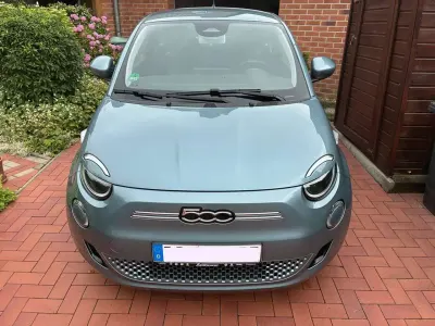 Gebraucht Fiat 500e Icon 86 kW (118 PS) 2021 Blau Limousine