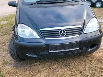 Gebraucht Mercedes A160 100 PS (73 kW) 2002 Schwarz Limousine