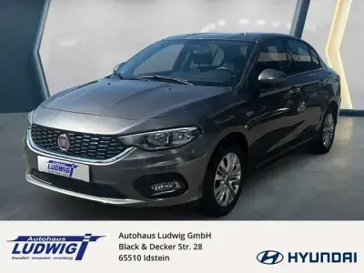 Gebraucht Fiat Tipo Easy 95 PS (69 kW) 2017 Weiß Limousine