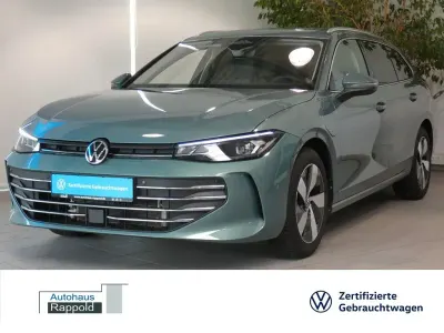Gebraucht VW Passat Business 150 PS (110 kW) 2025 Maripositgrün metallic (metallic) Kombi