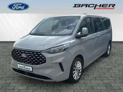 Second-hand Ford Tourneo Custom Titanium 2025 Gri Van