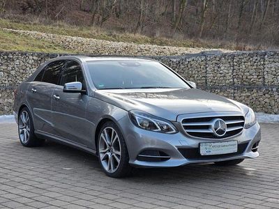 Silber Gebraucht 2013 Mercedes E200 Limousine | 14.490 € (Fairer Preis)