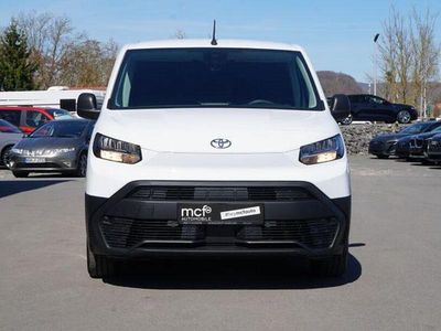 Second-hand Toyota Proace City City 102 CP (75 kW) 2024 Alb Monovolum