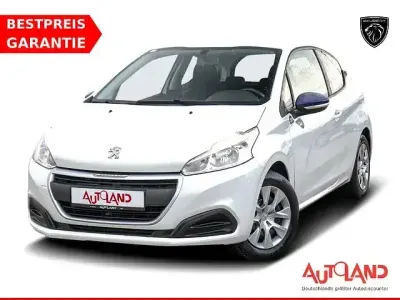 Gebraucht Peugeot 208 Active 82 PS (60 kW) 2018 Schwarz Kleinwagen
