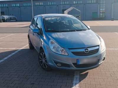 gebraucht Opel Corsa mit Integriertem Fahrradträger